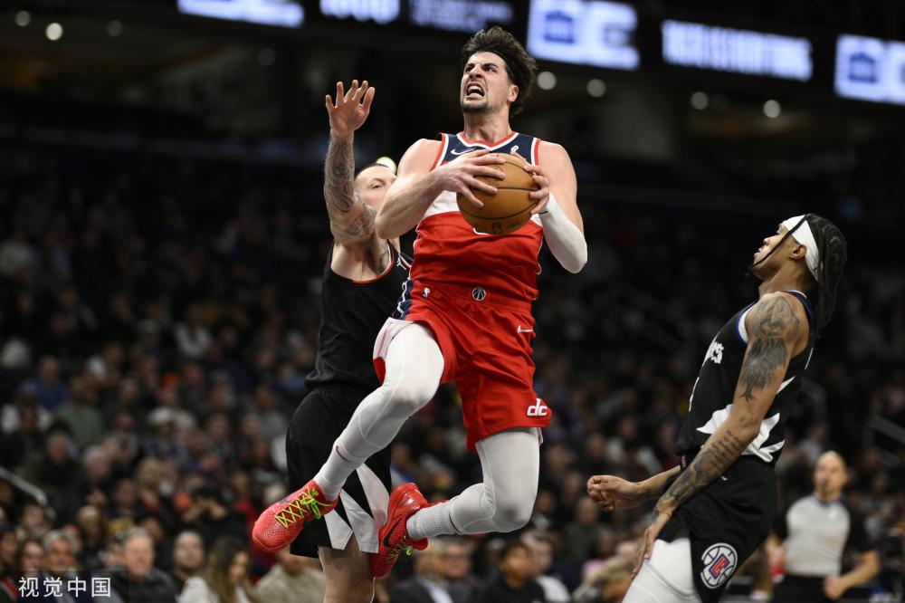 那不勒斯的 那不勒斯的